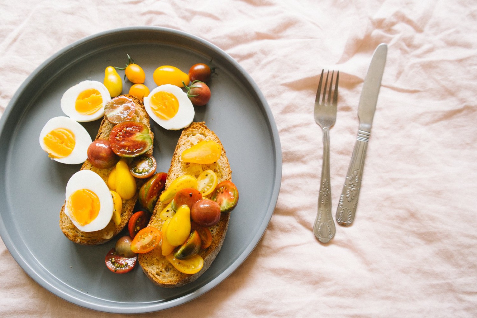 Tomatoes on Toast